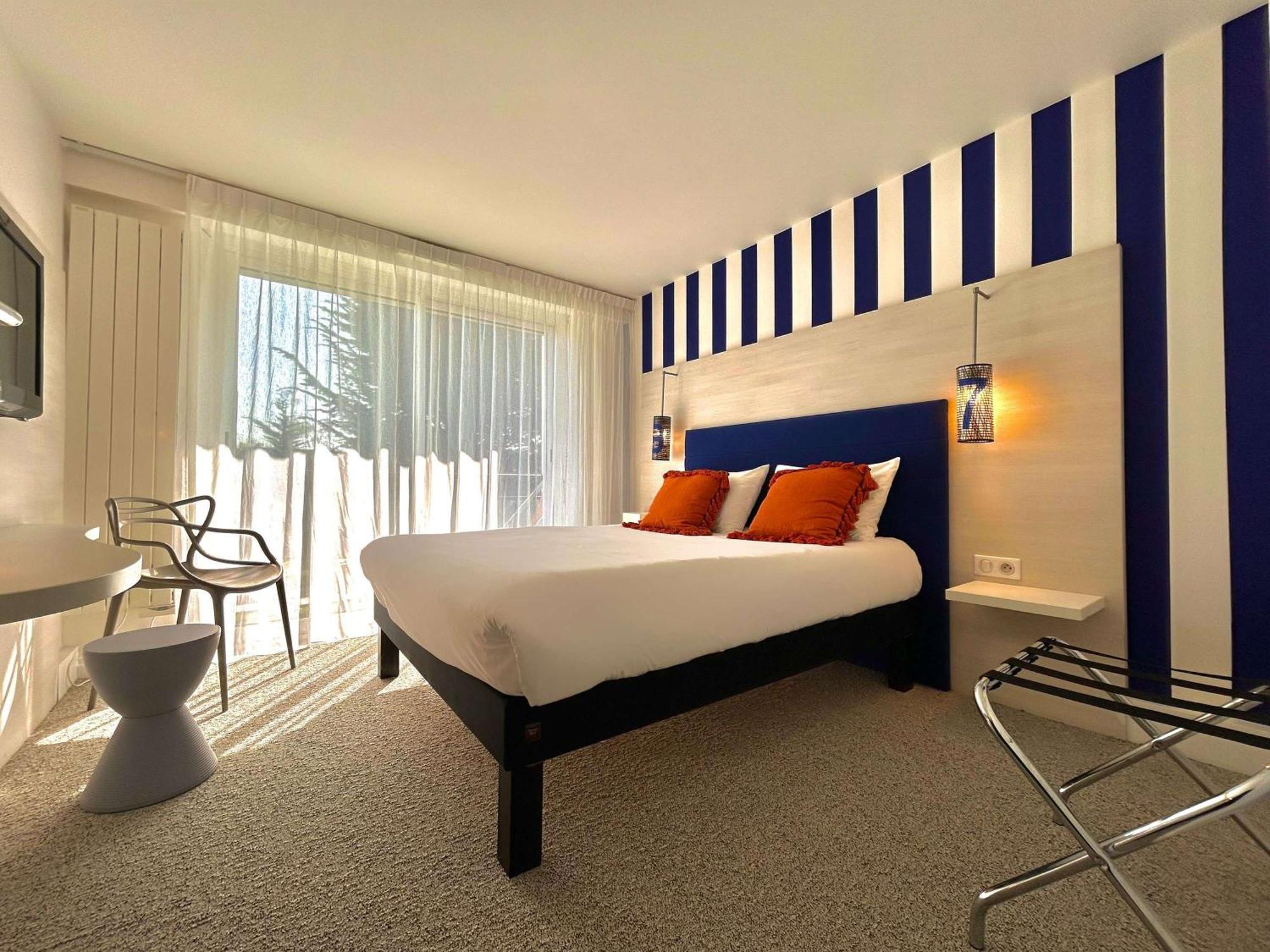 Отель Ibis Styles Quiberon Centre Экстерьер фото