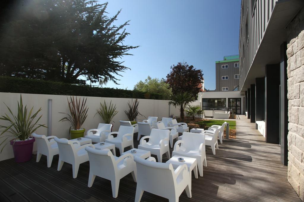 Отель Ibis Styles Quiberon Centre Интерьер фото
